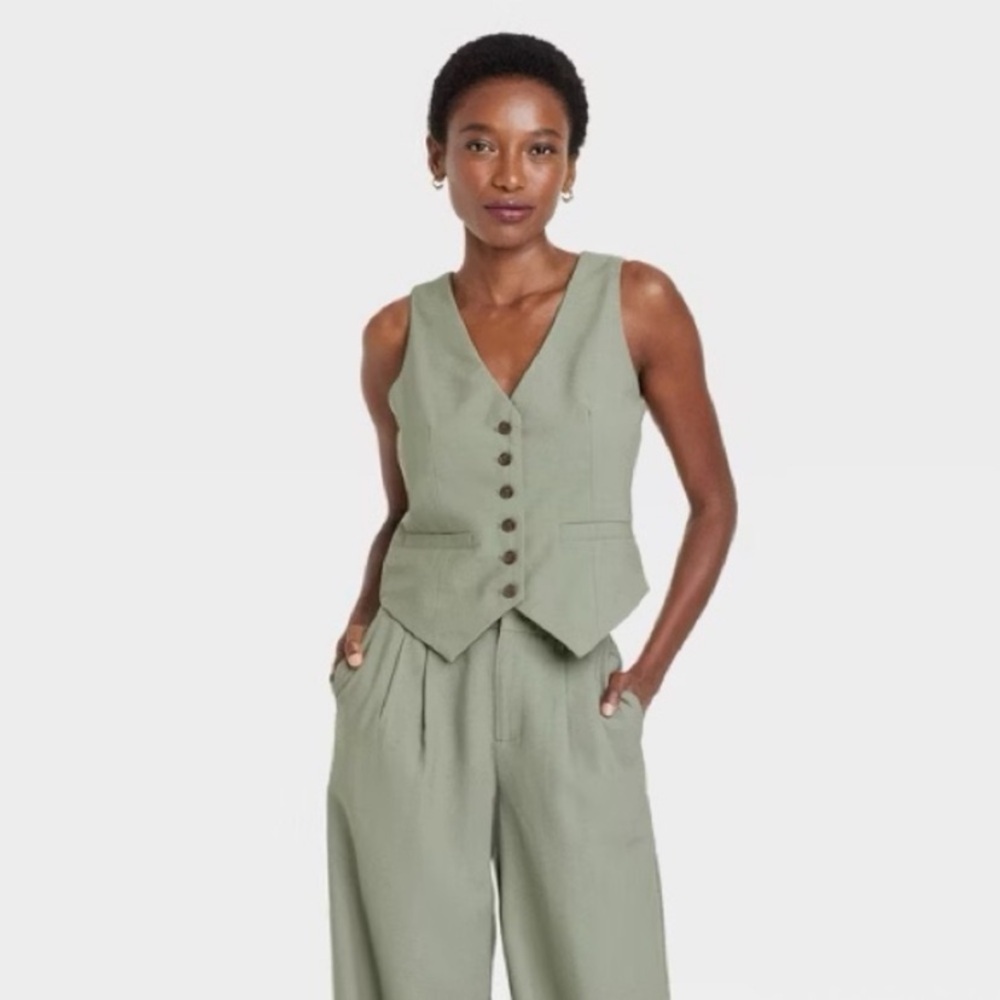 A New Day Olive Tailored Fit Vest New